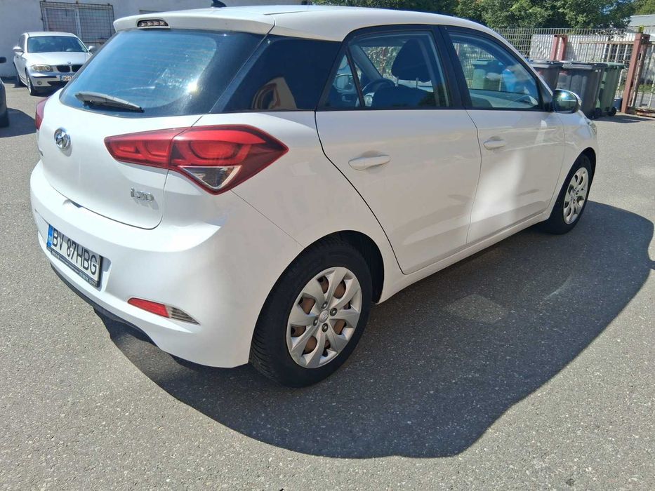 HYUNDAI i20 2016 — imagine 3