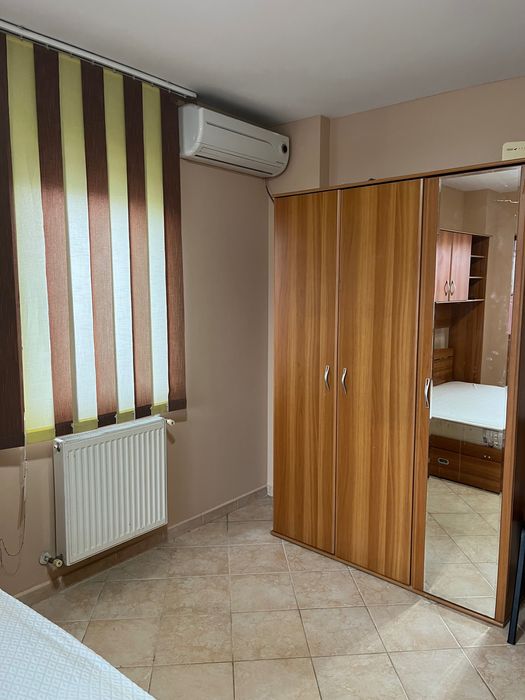 Închiriez garsonieră