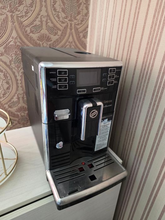 Кофемашина Saeco PicoBaristo
