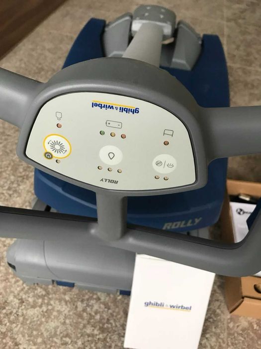 машина за почистване на под