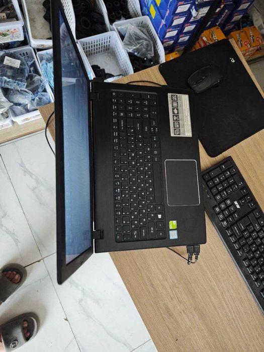 Acer Aspire E 15 — Core i7-8550U / 8GB / NVIDIA MX130 / 1TB