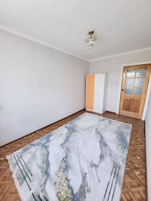 Продам 4-х комн квартиру