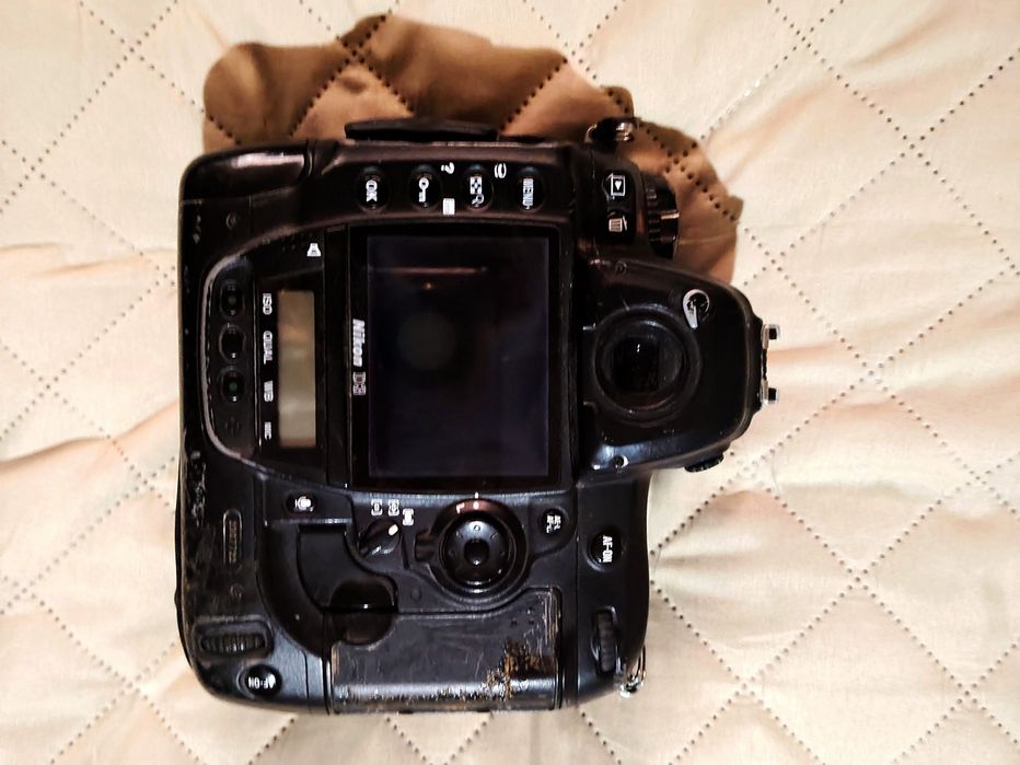 Продам Nikon d3 в рабочем состоянии