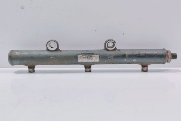 Rampa injectoare 4R8Q9D280BC Land Rover Range Rover a 3-a generatie (