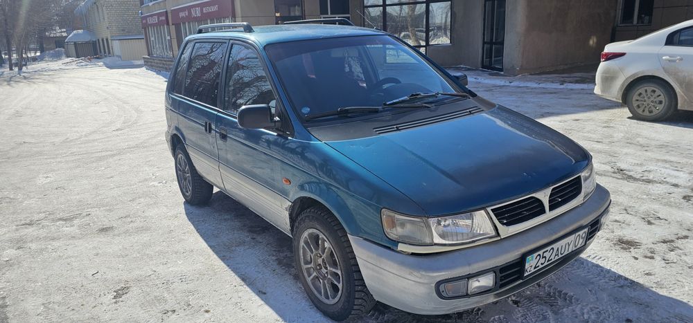 Mitsubishi space runner