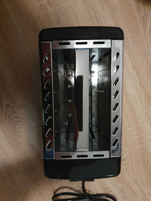 Нов тостер CROWN