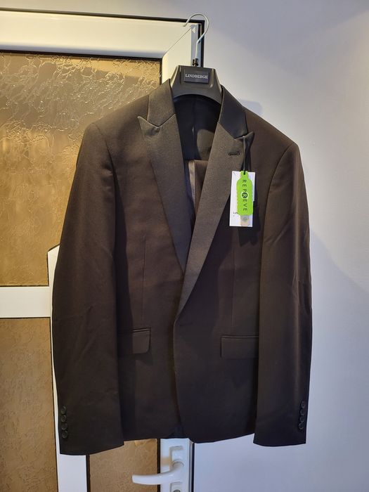 Costume de vanzare(produse originale)