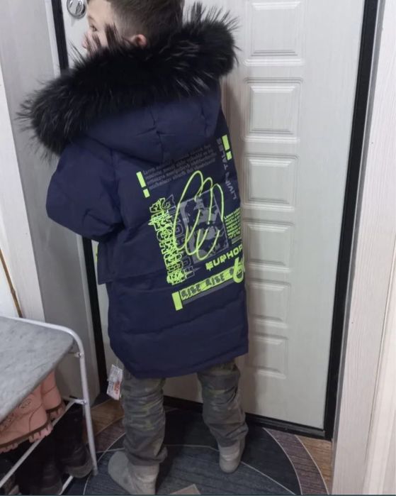 Продается детский пуховик