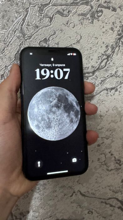 iPhone 11 в прекрасном состоянии