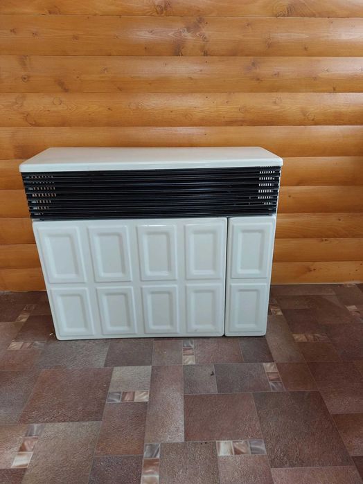 Vând convector pe gaz