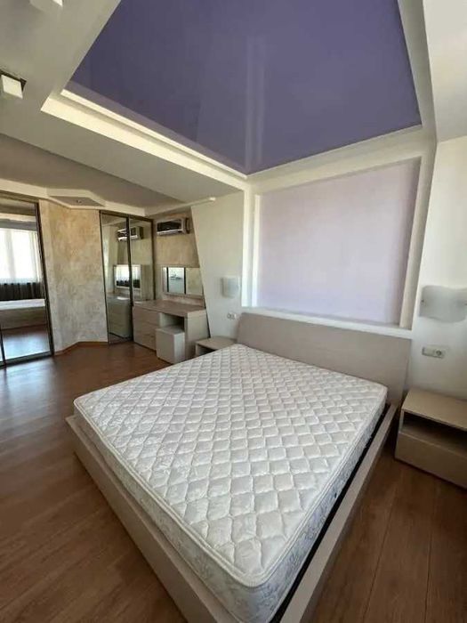 Дава се под наем Тристаен апартамент в София, Зона Б-18 - 100 кв.м за 612 € - Снимка #3