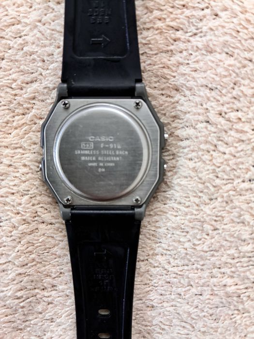 Часы Casio!