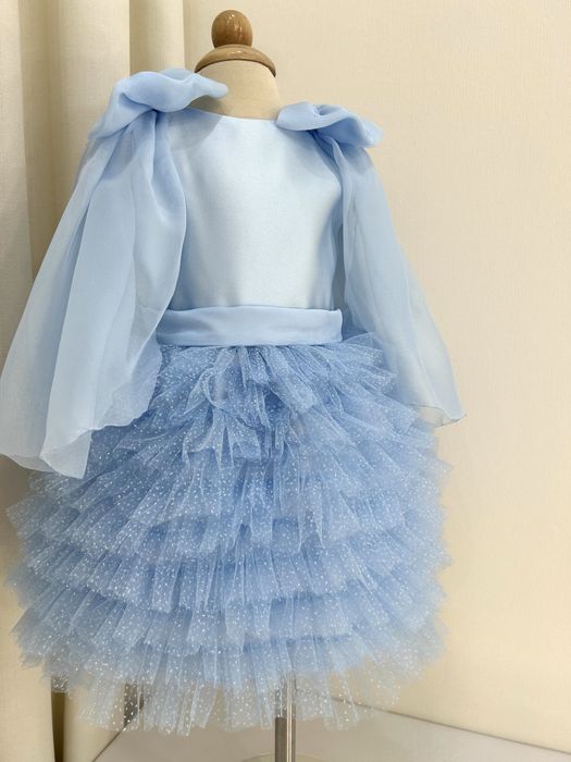 Продам новые детские платья