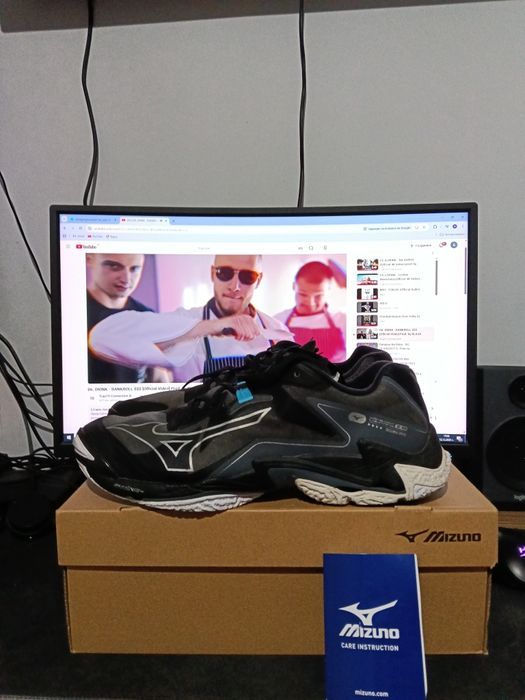 Обувки за волейбол Mizuno Wave Lightning Z8!