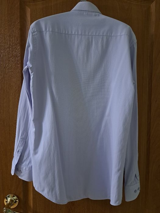 Продам мужскую рубашку