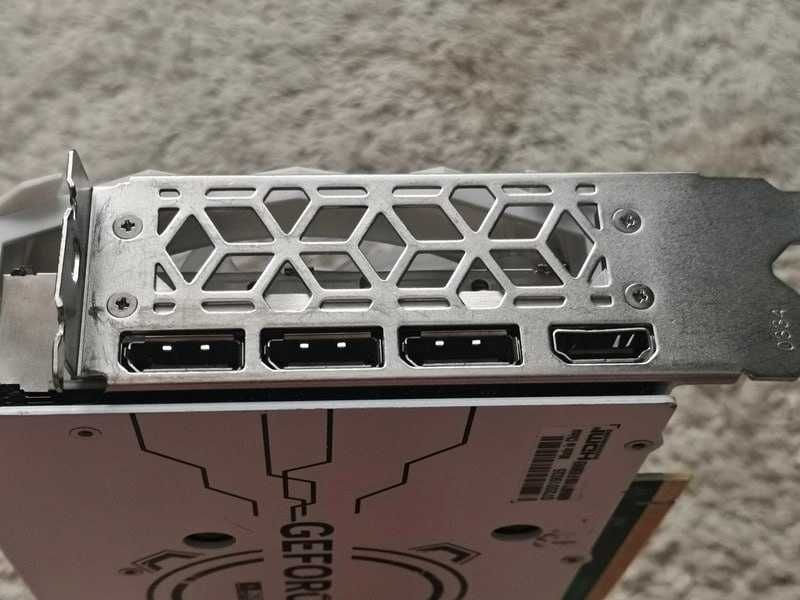 Видеокарта RTX 4070 super