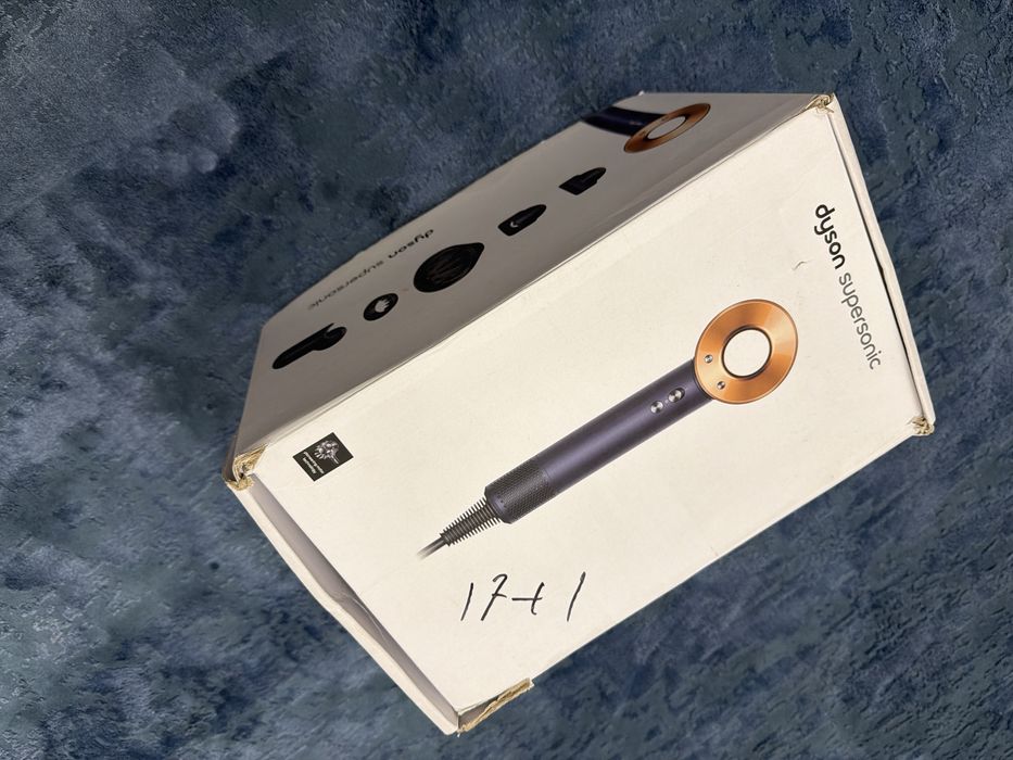 Dyson sypersonic HD08 фен