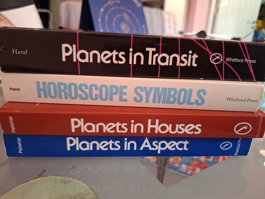 Книги по Астрология на английски, Astrology books