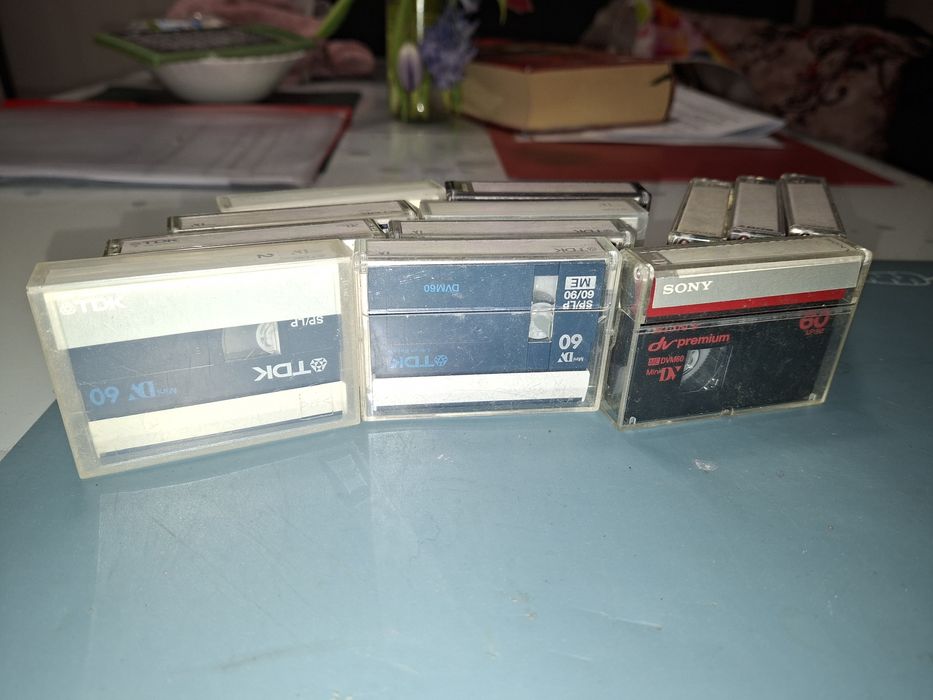 Casete miniDV, lot 12 buc, inregistrate, Sony +TDK