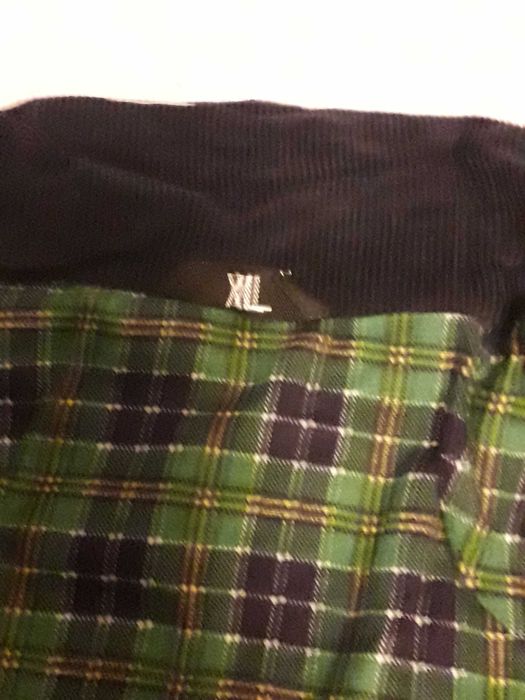 Geaca matlasata barbati noua