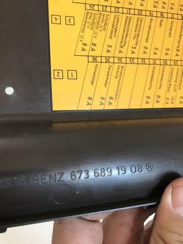 Капак кутия предпазители за Mercedes 609 709 (1986-1996) 6736891908