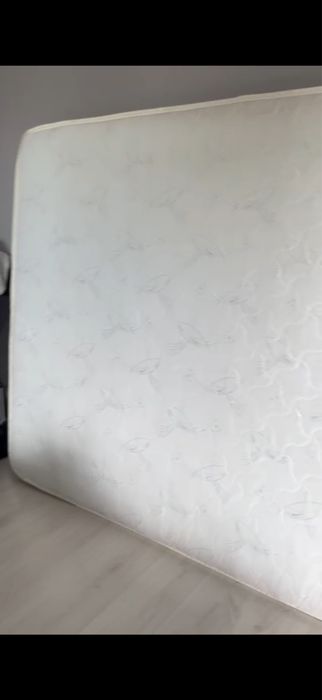 Продам матрас б/у