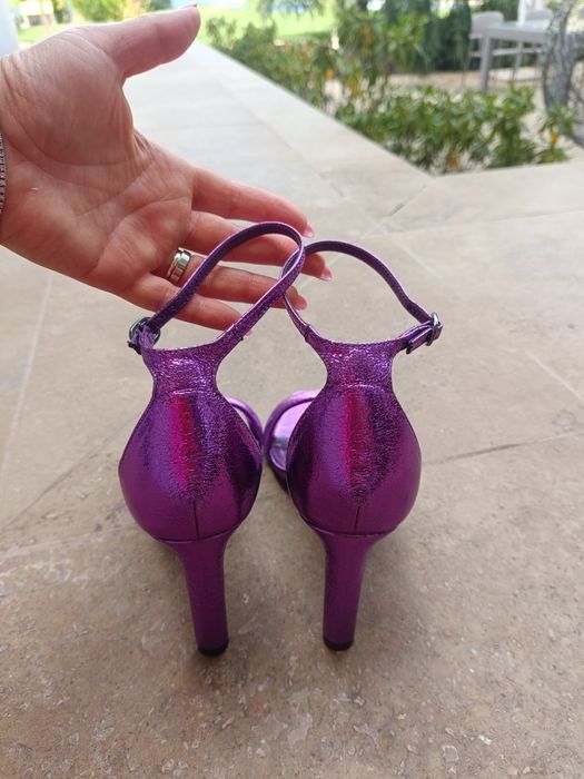 Sandale piele mov metalizate