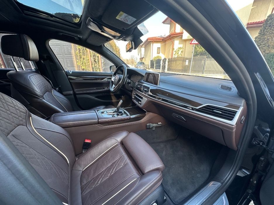 Bmw 745Le xd Hybrid 394cp Long Business Edition 4 locuri