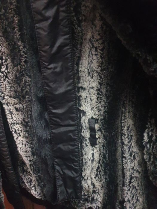 Страхотно двулицево яке