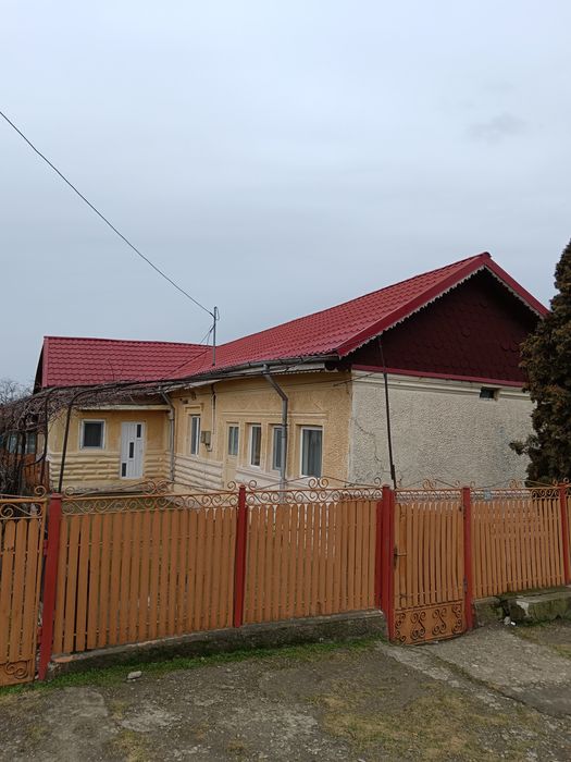Casă de vânzare  în sat Scurtesti,com Vadu Pașii