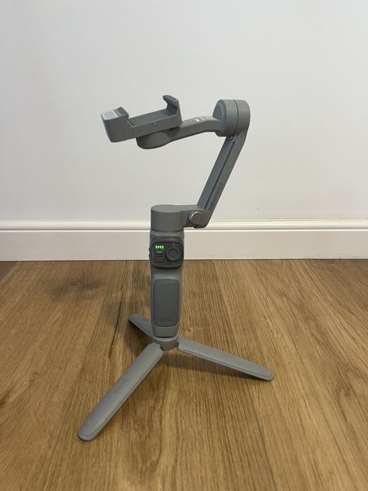 Stabilizator telefon zhiyun