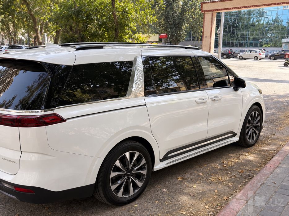 Продается Kia Karnival