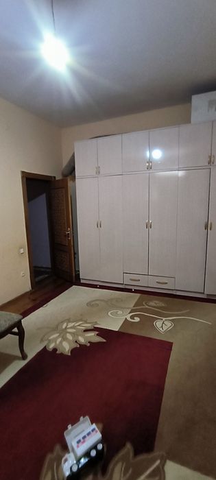 Котедж сотилади,магазини билан бирга