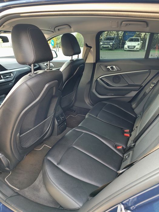 BMW 118i Luxury full service