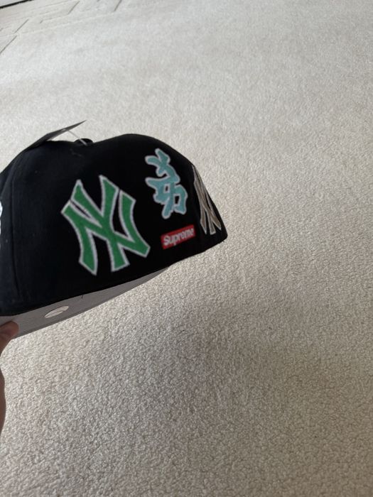 Sapca New Era x Supreme
