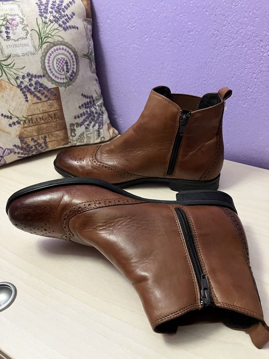 Botine superbe,piele naturala