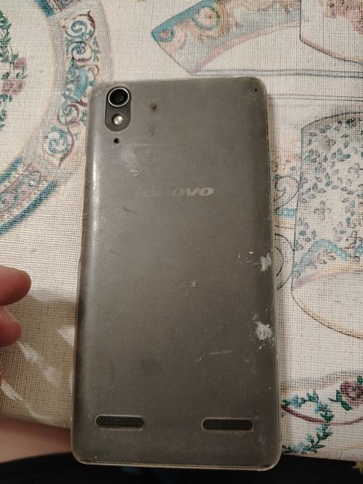 Продаю телефоны.