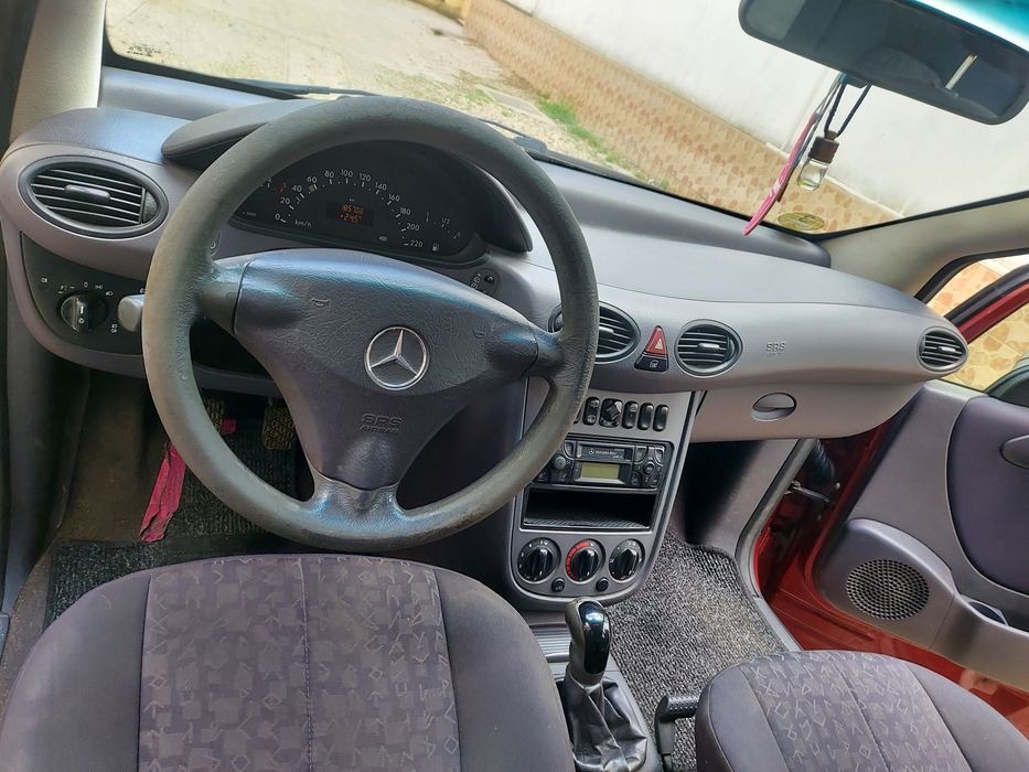 MERCEDES-BENZ A-Class 2001 — imagine 4