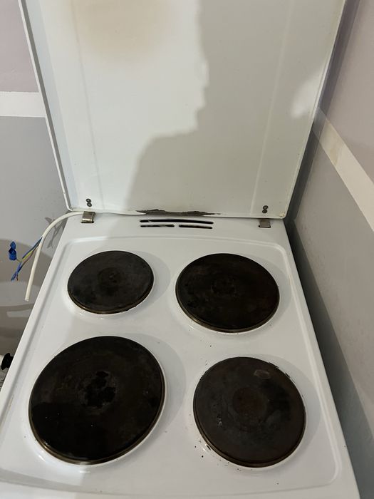 Продается плита электрическая