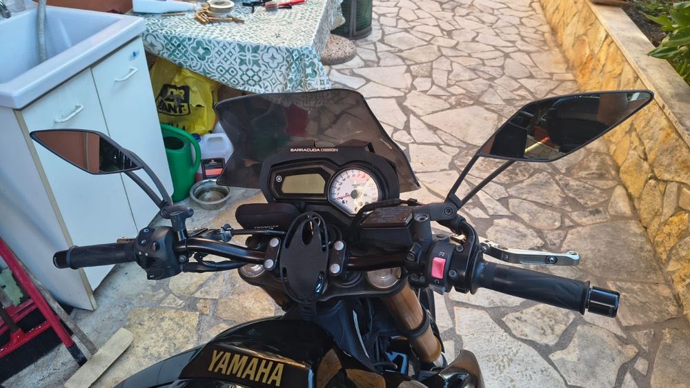 Yamaha fz8 . 2013 ABS
