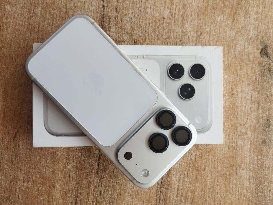 iPhone 17 pro 256gb esim