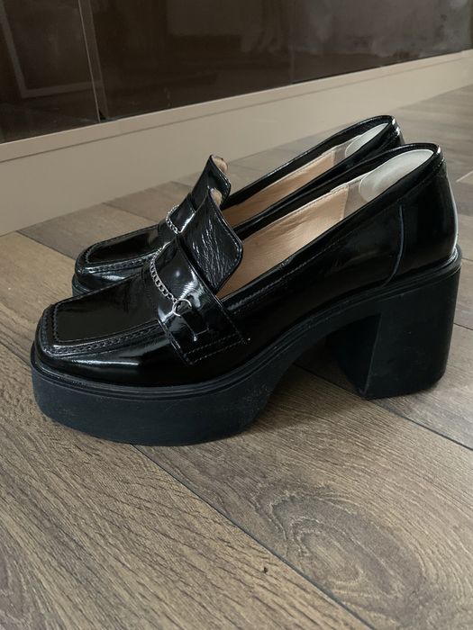 Обувки Gianni 50 лева