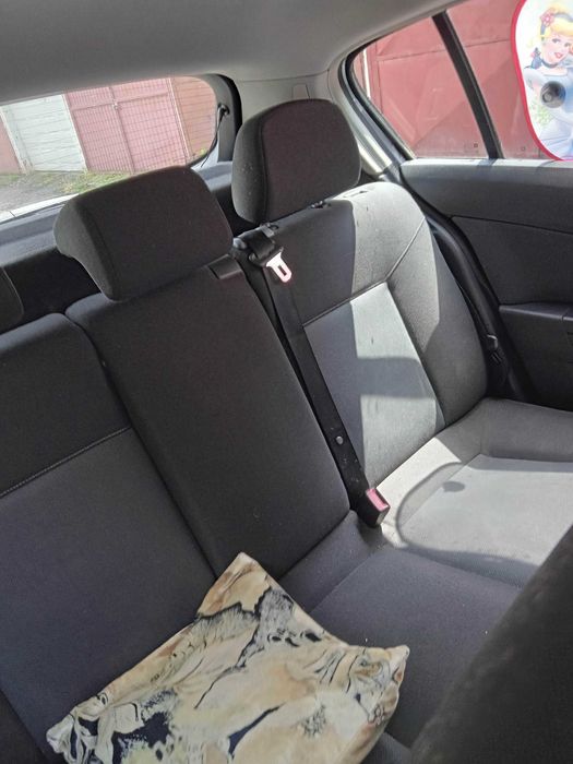 Vând autoturism Opel Astra H 1.4 Benzină ( 2004)- Motor defect