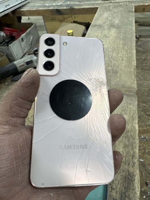 Продам самсунг s22