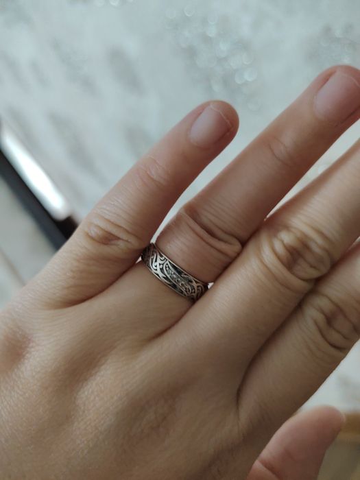 kumush uzuk sotiladi