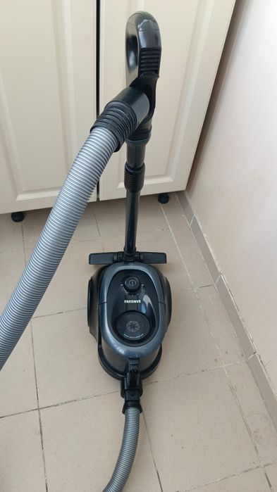 Пылесос Samsung 1800w