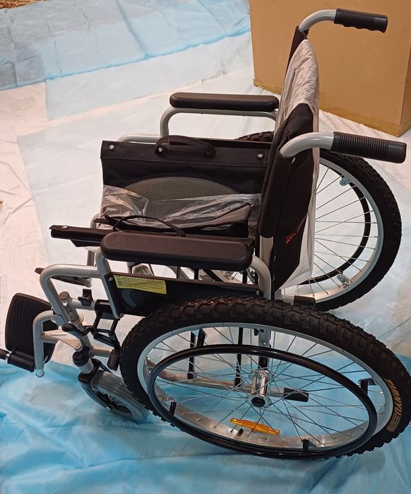 Коляска инвалидная НОВАЯ