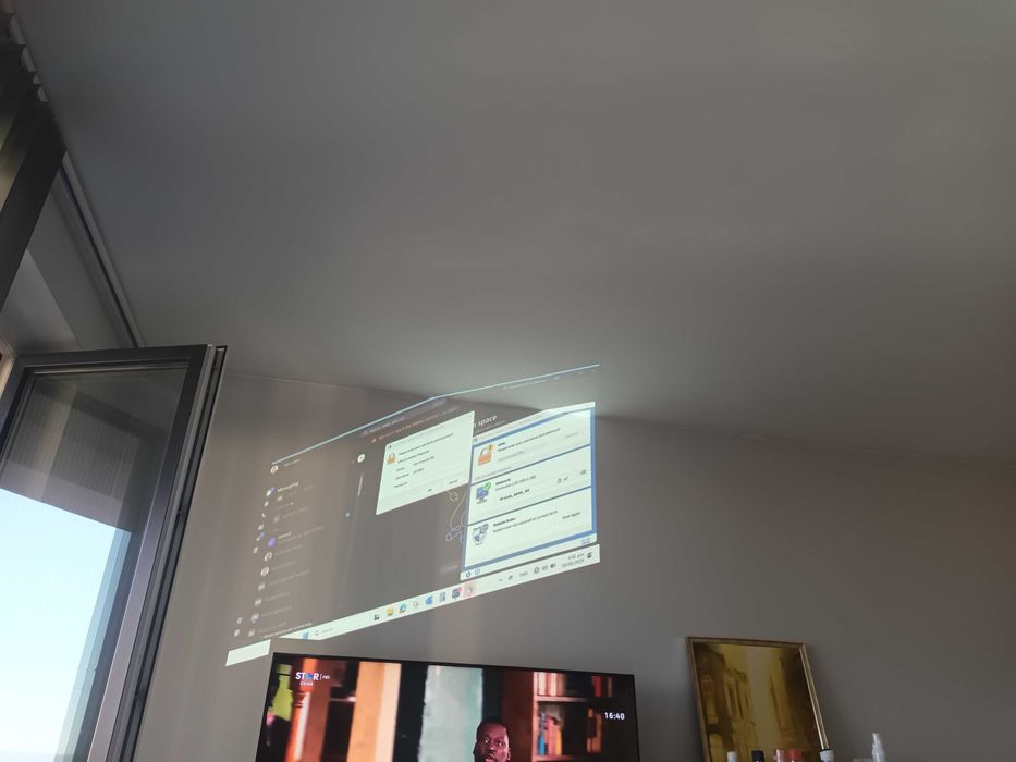 Прожектор EPSON H842B
.