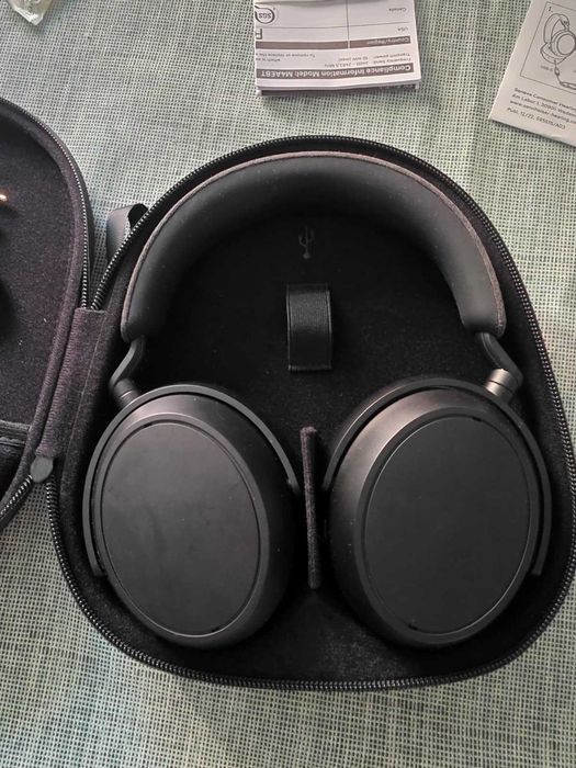Sennheiser Momentum 4 Wireless