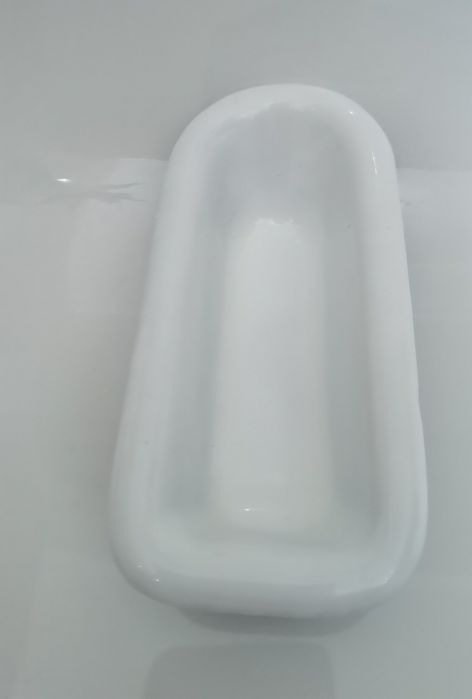 Cadă Fontă anii 40 și Bebeluș Porțelan Bisque anii 30